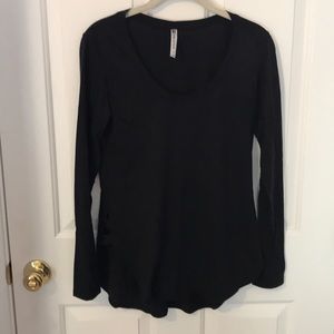 Fabletics long sleeve tee